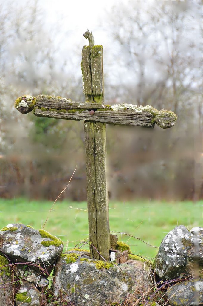 Croix de "paysan" by Michel GIGUET