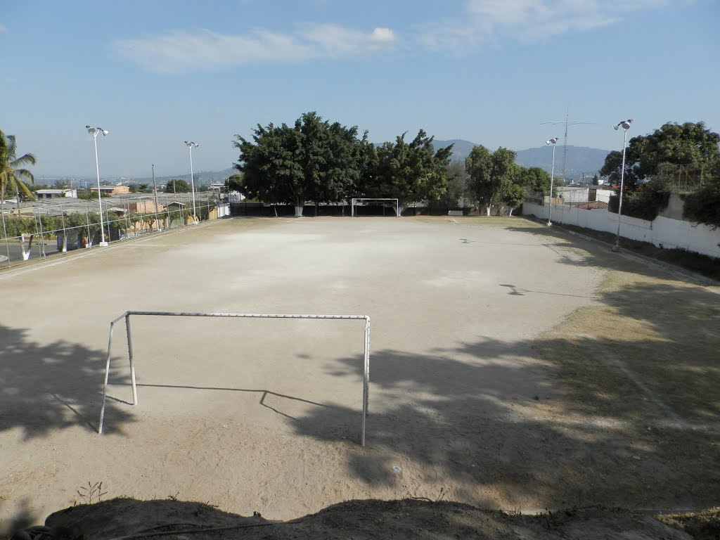 Esta es la ubicación de la cancha de futbol del parque de la colonia Toluca by JMRAFFi