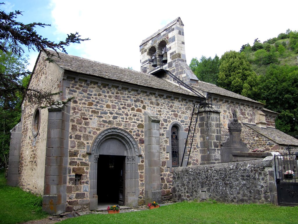 Chapelle de Saint Mary le Cros by arverna-compostelle