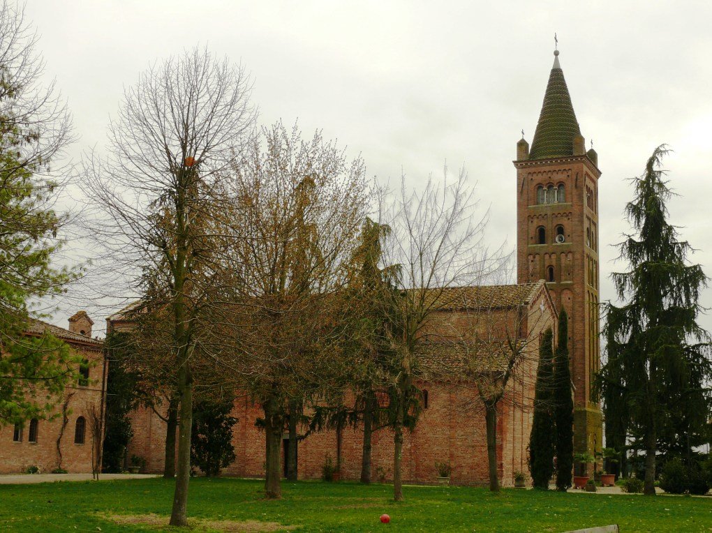 Pieve romanica di Sala Bolognese sec XI - Santa Maria Annunziata e San Biagio by ©galilaeus