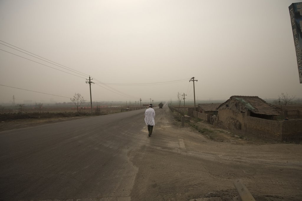 Qindu, Xianyang, Shaanxi, China by The Longest Way