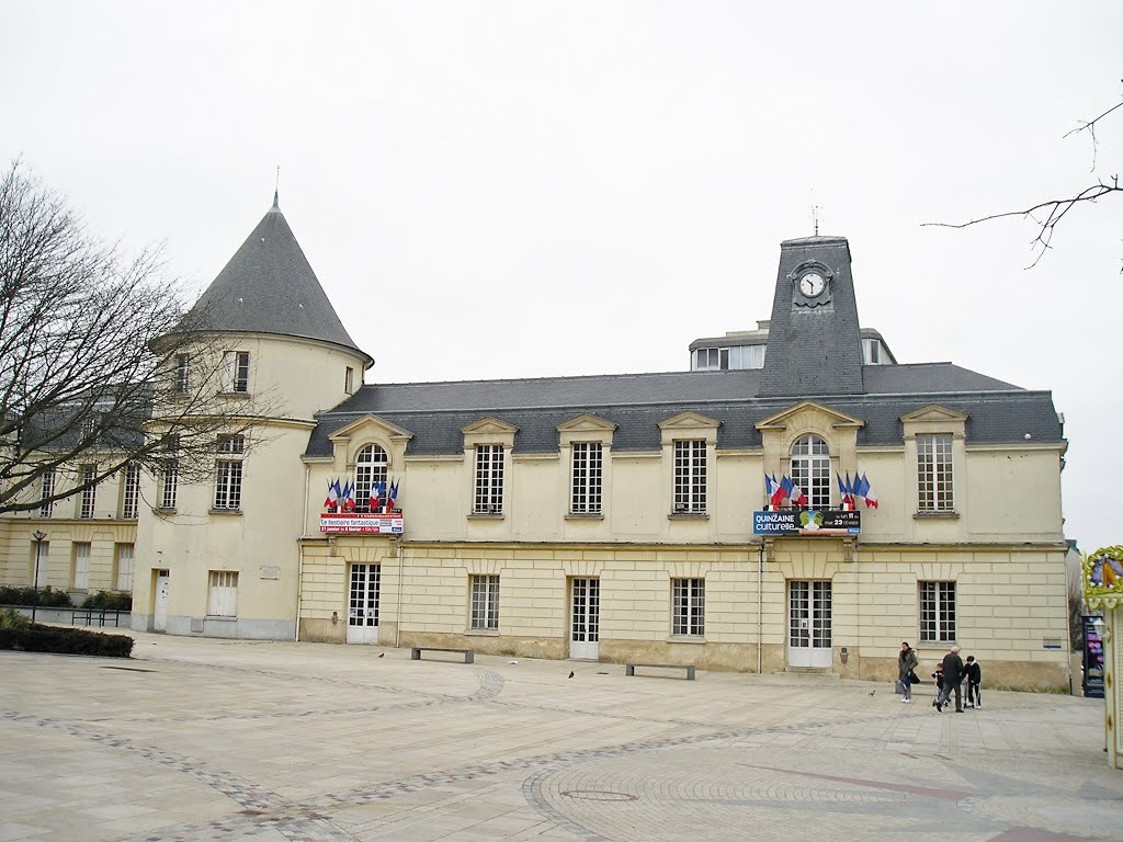 Mairie de Clamart by emil.yanev