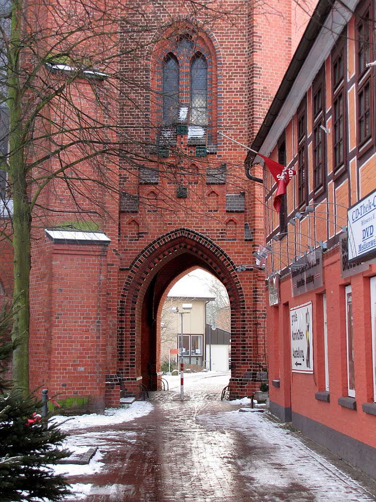 Kichturm-Durchgang St. Marien, Winsen/L. by picotuna