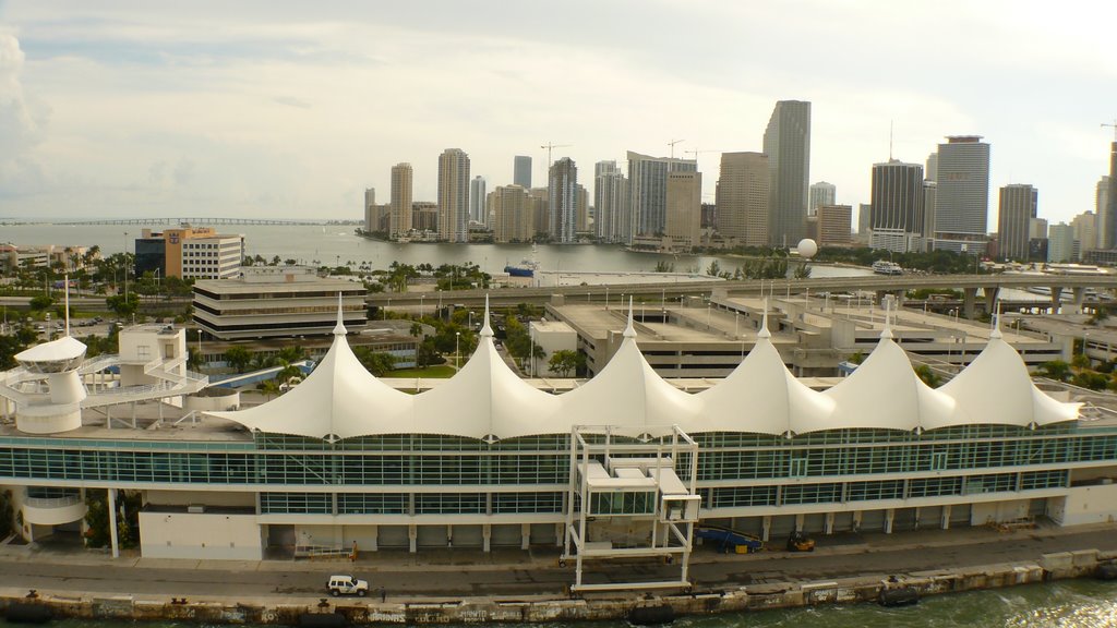 Le port de miami by guy séculier