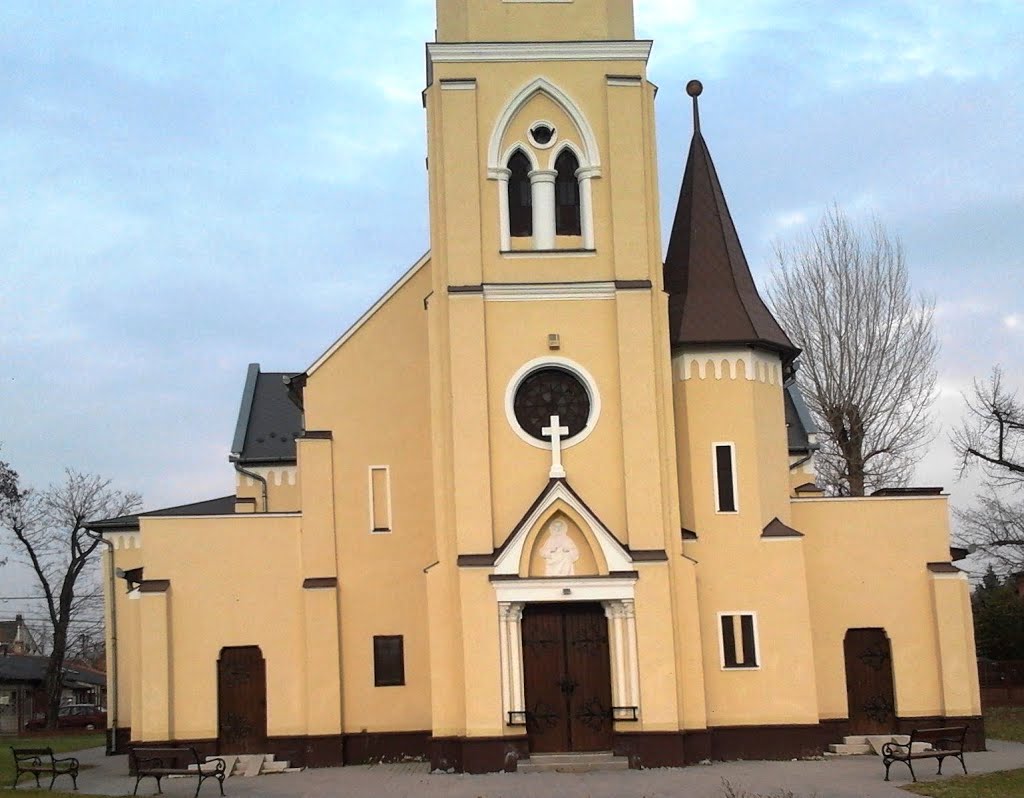 Jézus Szíve templom Pesterzsébet Kossuthfalva téren 6 \\ Building of the Heart of Jesus temple at Kossuthfalva square in Pesterzsébet in Budapest by peppe maci