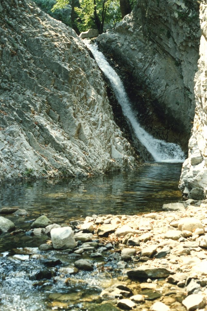 Waterval op Samothraki by Ben de Graaf Bierbra…