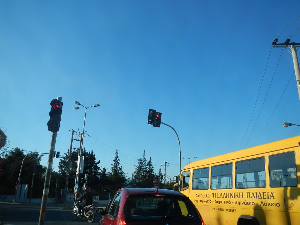 Διασταύρωση Λ. Πεντέλης - Ἀναπαύσεως - Ἀ. Παπανδρέου by Ἰωαννίκιος