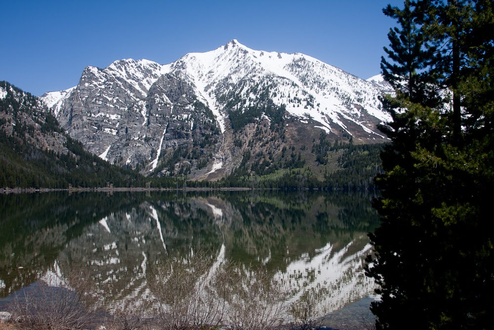 Phelps Lake by Evan Rapoport