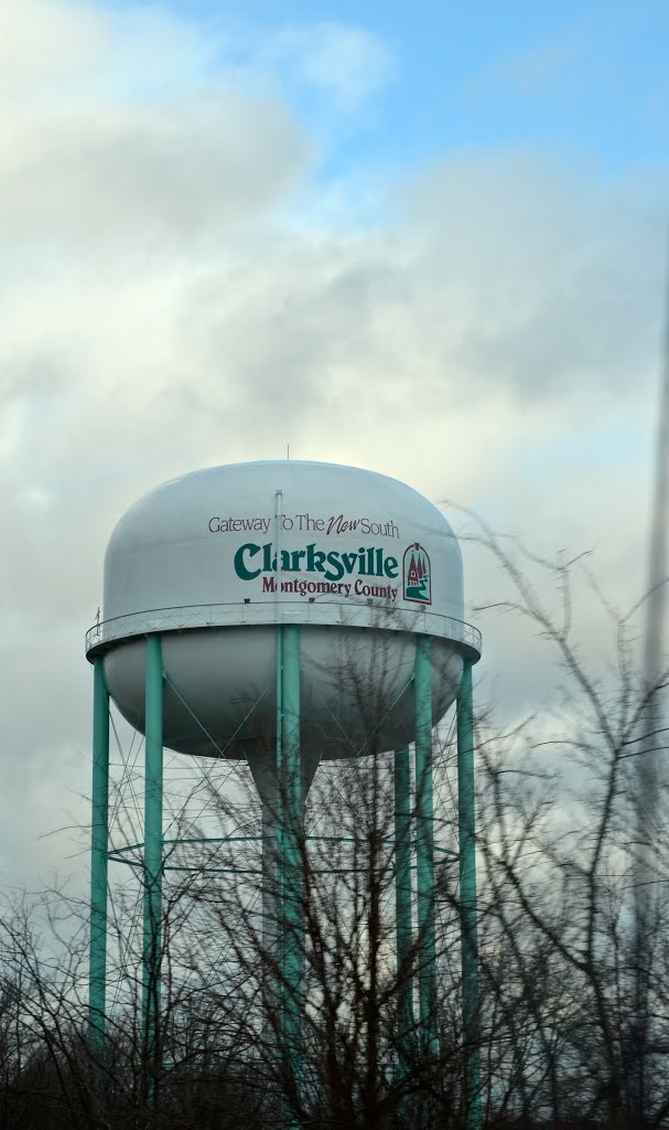 Clarksville, TN watertank by Buddy Rogers