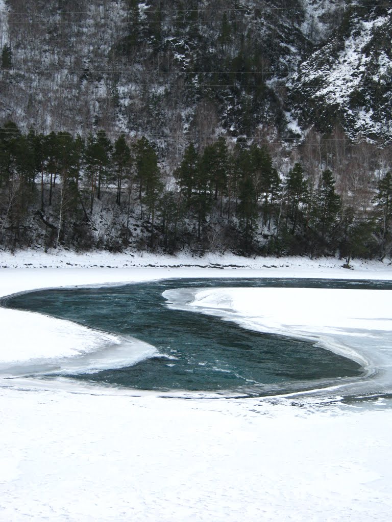 Katyn river by la_parisien