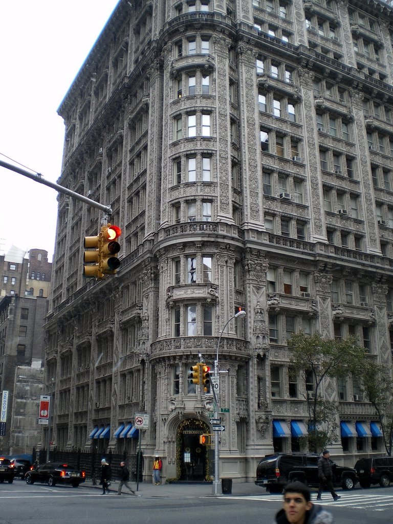 Building on the corner of 58th and 7th 1 by Gareth.Stadden