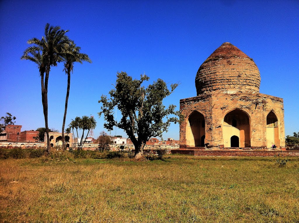 Asif Khan Tomb by ijaz ahmad mughal اعجاز احمد مغل