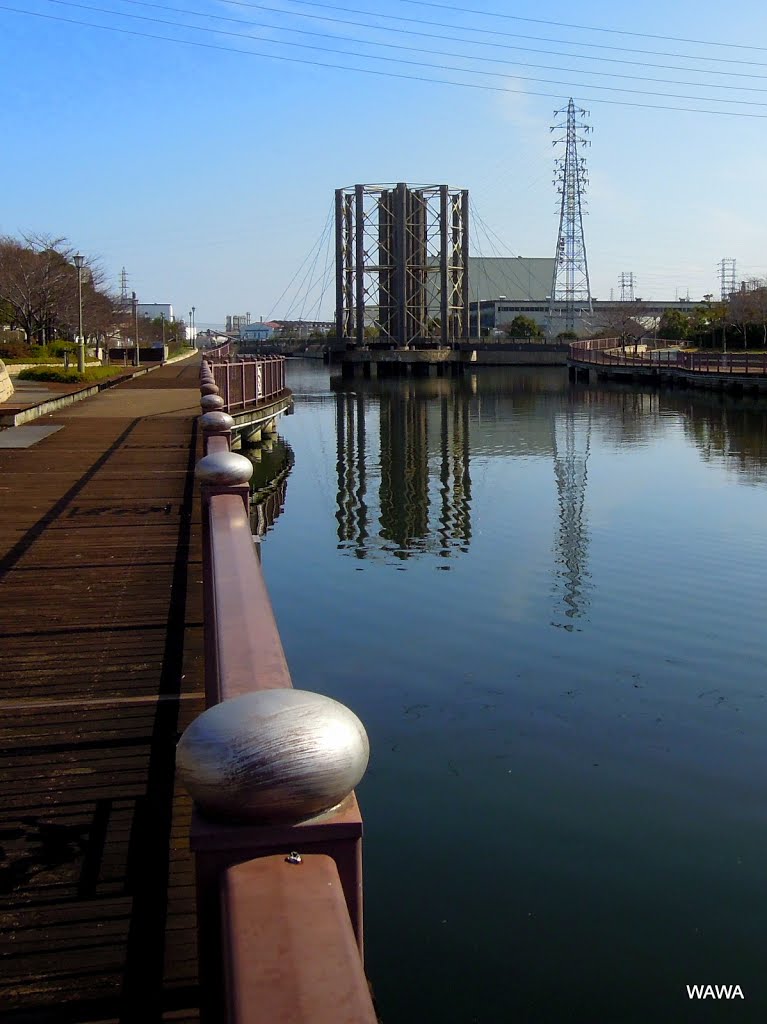 Canal, Amagasaki / 尼崎の運河 by mandegan