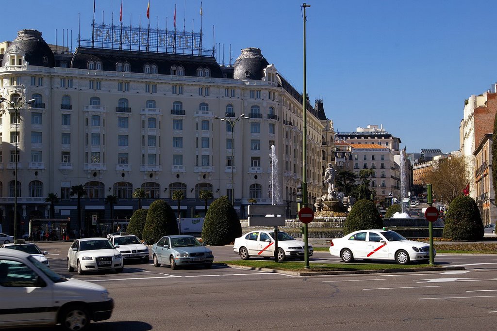 Plaza de Neptuno y Palace Hotel, Madrid by Antonio Alba