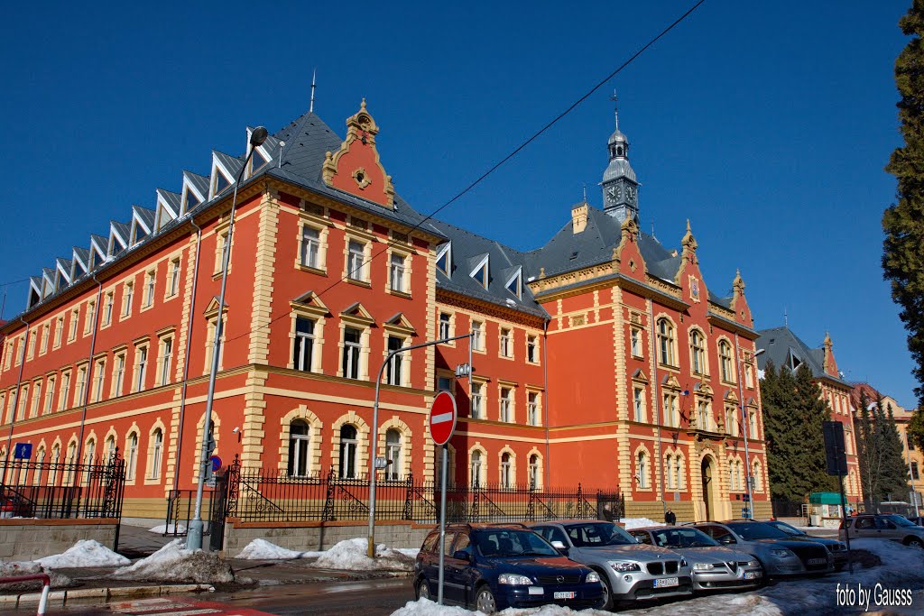 Banská Bystrica (Besztercebánya), Slovakia (Felvidék, 1920-ig Zólyom vármegye székhelye) – Járási Hivatal épülete by Gausss