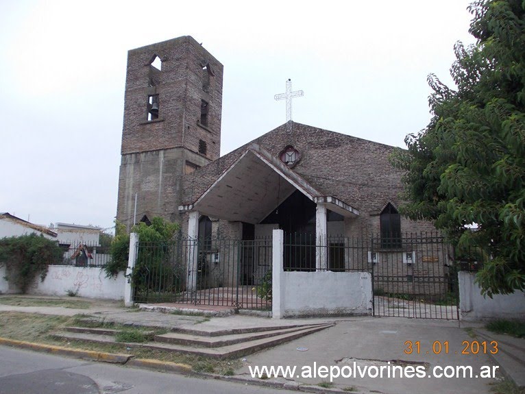 Merlo - Iglesia (www.alepolvorines.com.ar) by alepolvorines