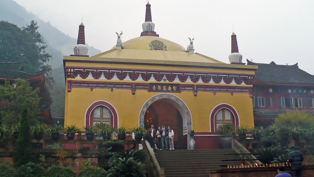 Wannian Temple, Mt. Emei by Colin W