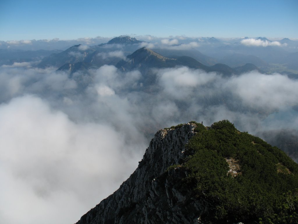 Blick vom Herzogstand zum Jochberg und zur Benediktenwand by menhof