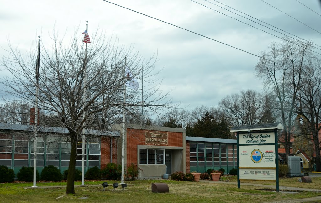 Benton Municipal Building by Buddy Rogers