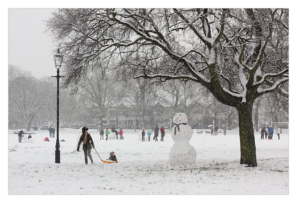 Snowman, Clapham Common by Desmond Riordan