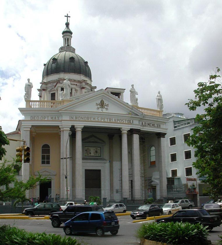 IGLESIA SAN PEDRO CARACAS VENEZUELA by vaticano