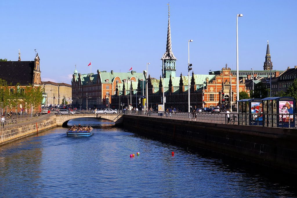 Canal, Copenhague, Kobenhavn, Dinamarca, Danmark by Antonio Alba