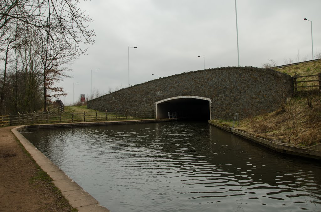 101a Head Of The Valley Bridge by Lee Bolton