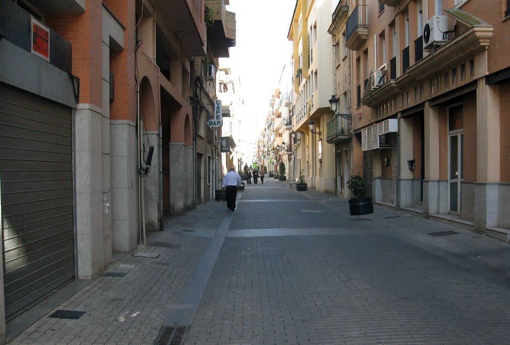 Huelva - Calle Miguel Redondo. by R.F.Rumbao