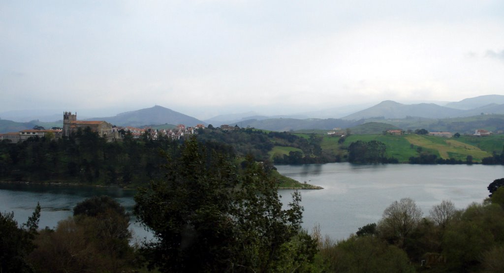 Cantabria, S. Vicente de la Barquera by cesarcriado