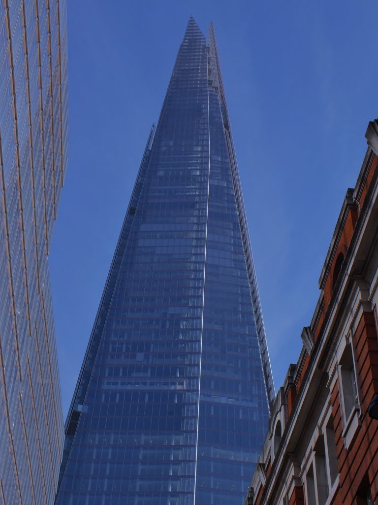 A view of the Shard Londons tallest building Tooley St 2013 by IsabellaJ