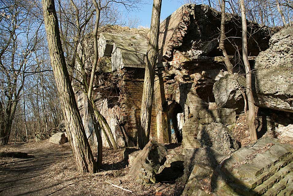 TWIERDZA POZNAŃ - FORT IVA WALDERSEE II by Łukasz Świetlik