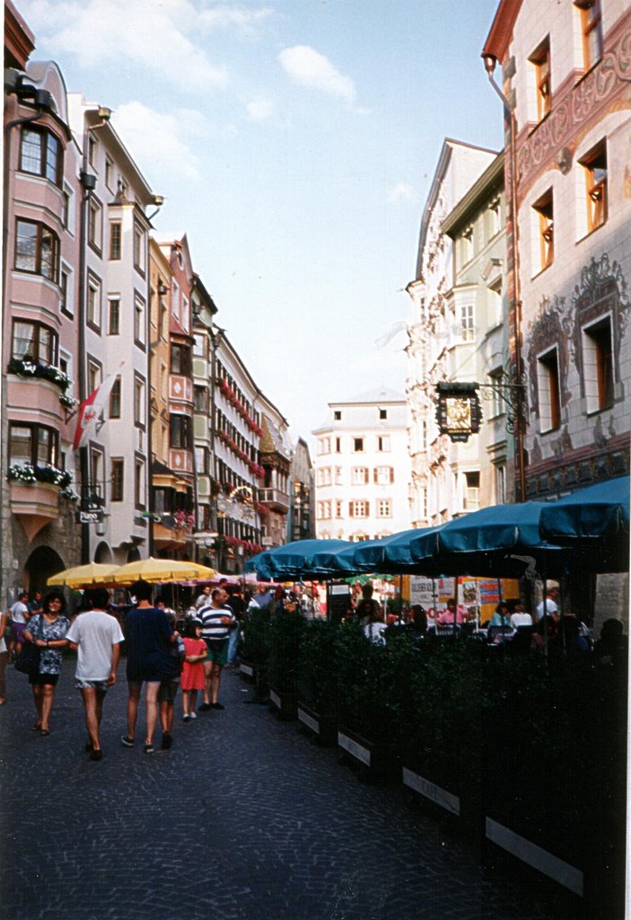 Innsbruck. Calle y casas de mayolicas by maxlasen