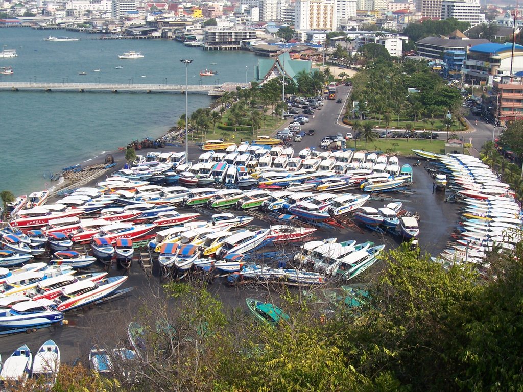 Pattaya harbor boat yard by scrabbleking