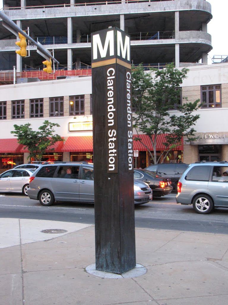 Clarendon station entrance pylon by SchuminWeb