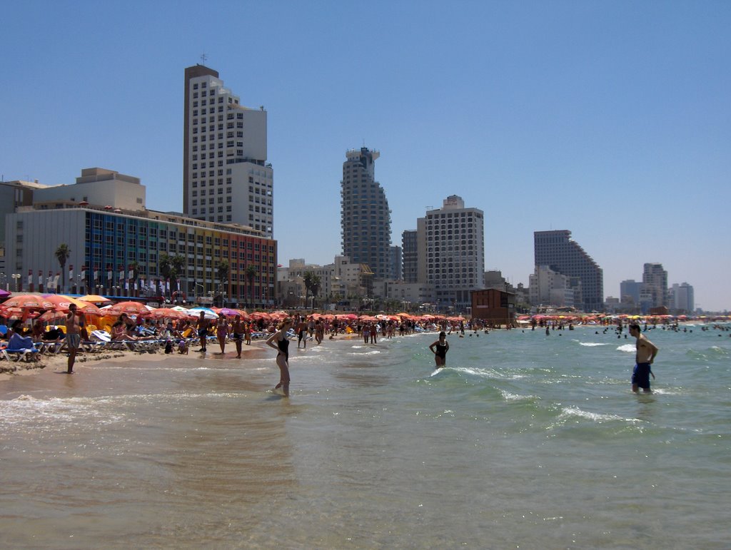 plage de tel aviv by lorushyshy