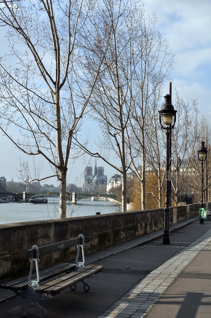 Paris : Quai de l'arsenal. by Y. A, Villyssois.