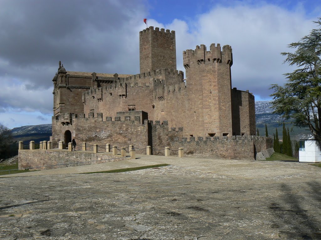 Castillo de Javier, Navarra, España by arianadealba