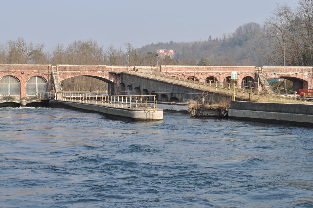 Canale Villoresi by Roberto Catuzzo