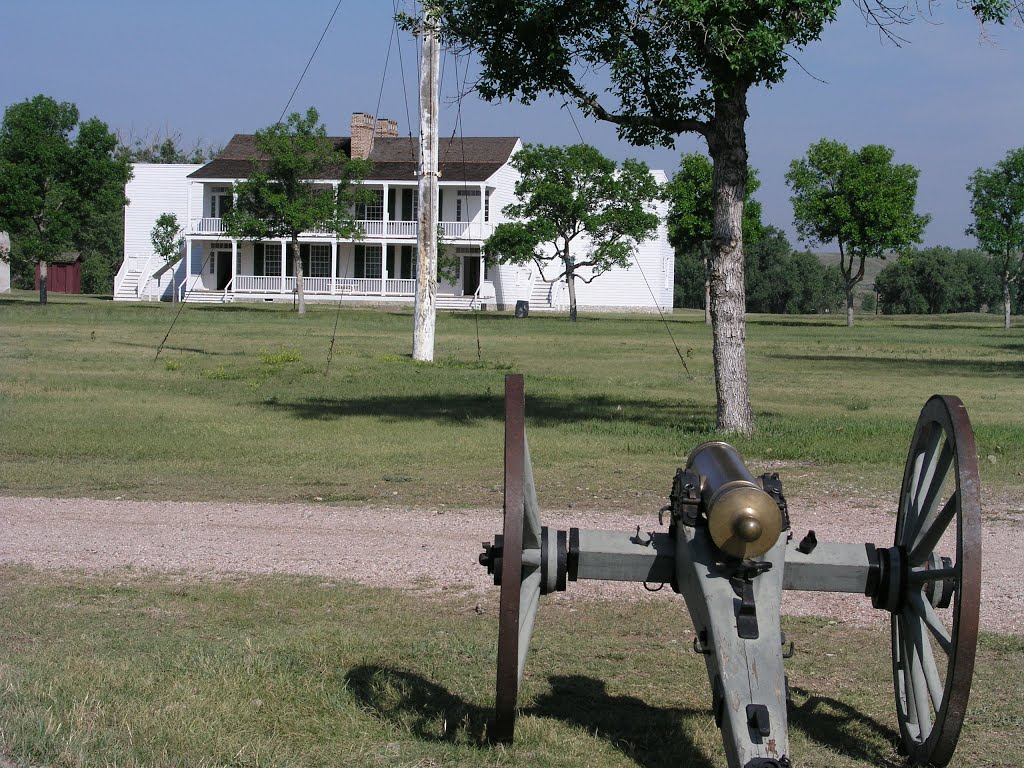 Old Bedlam Officers Quarters, Fort Laramie, WY by phil h