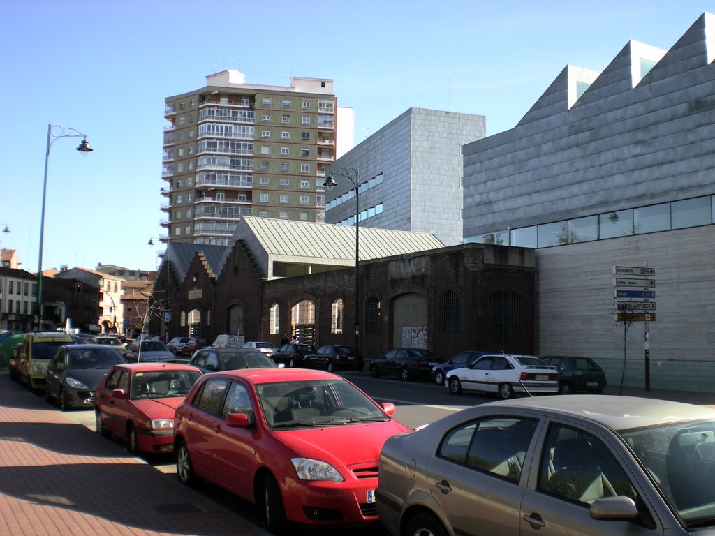 Centro Cívico, Barrio el Crucero, León, España by AlexPrietoCastro