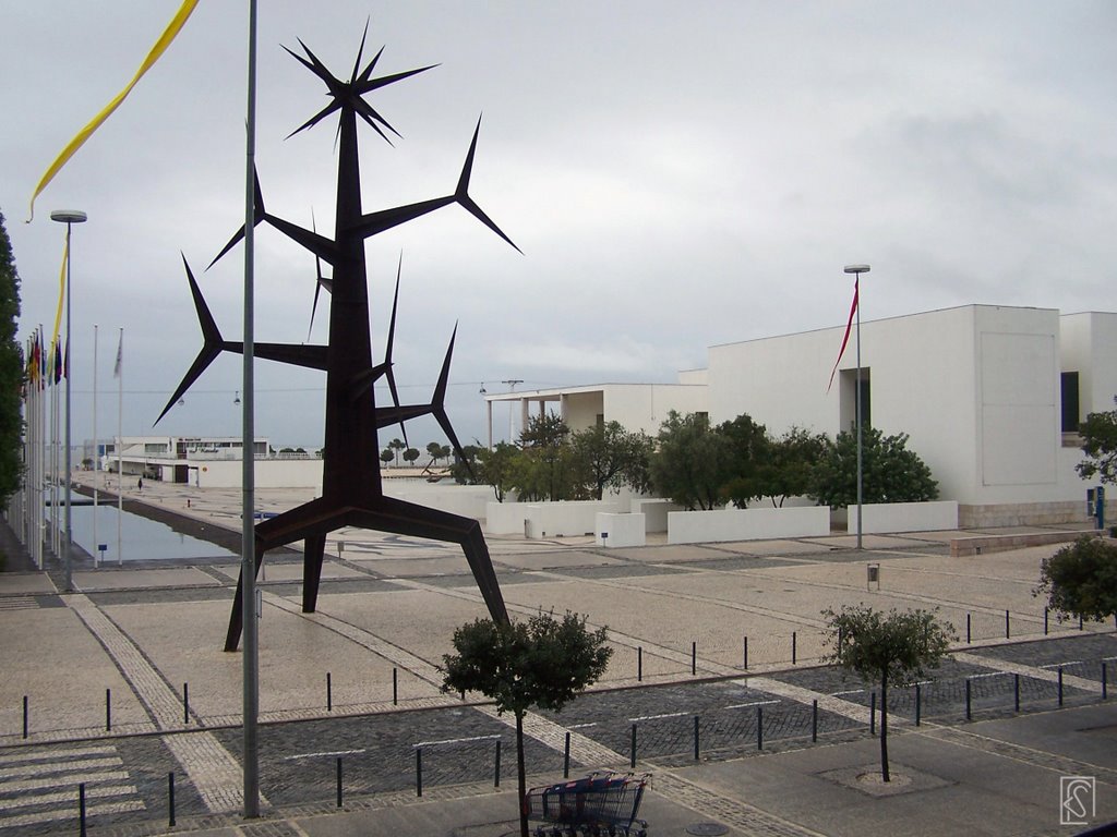 Lisboa, Parco dos Naciones:Totem by Flavio Snidero