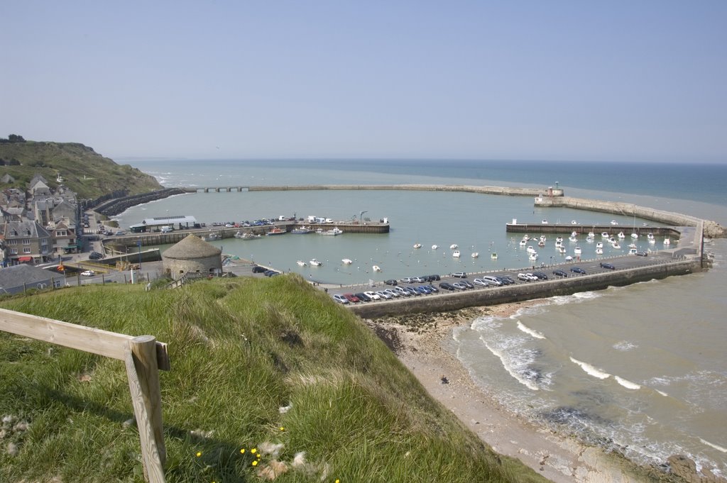 Port en Bessin Havenzicht by Arwin Meijer