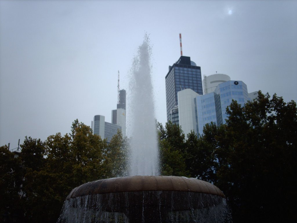 Opera Place, Frankfurt, Germany by Jean Herbrink