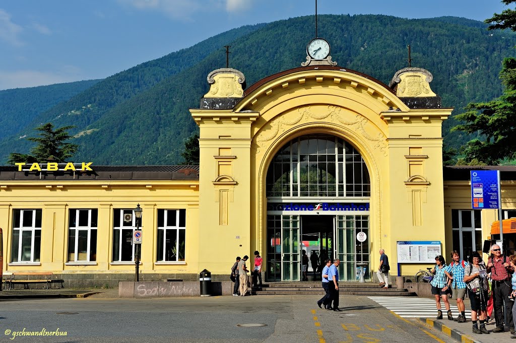 Bahnhof Meran | Südtirol by gschwandtnerbua