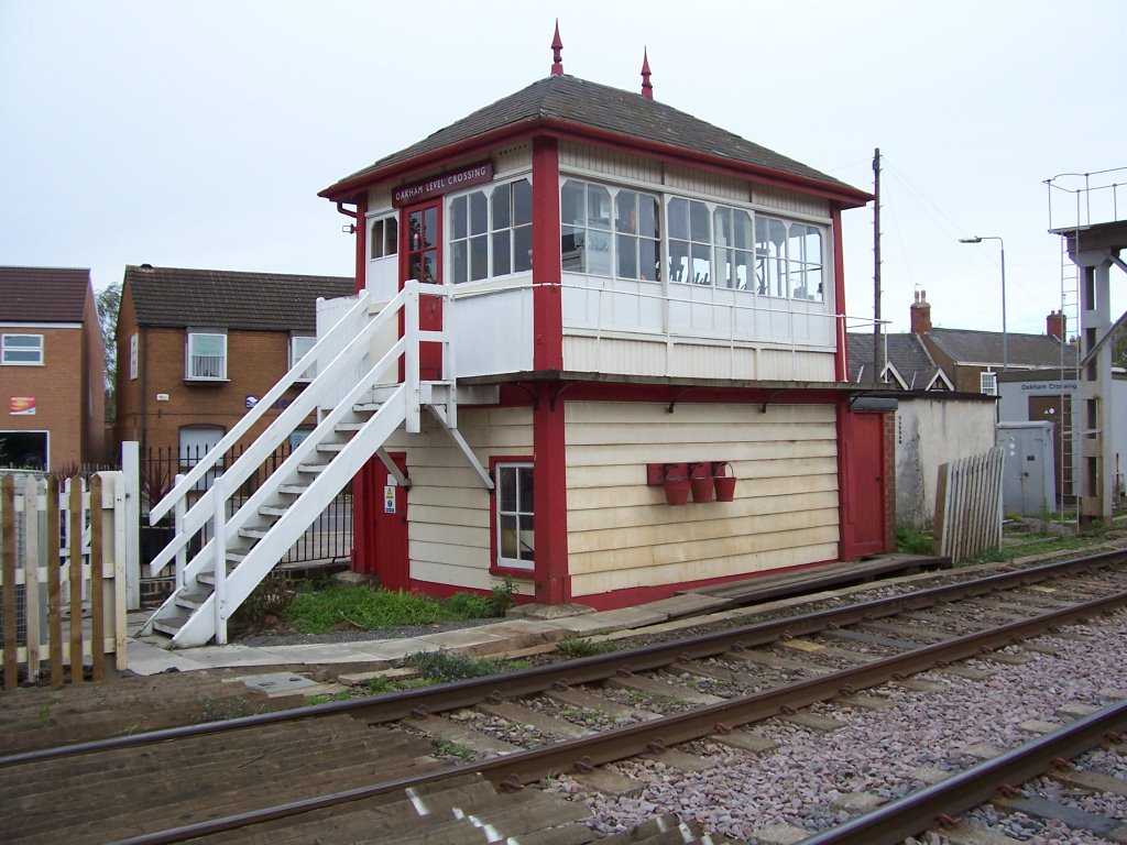 Oakham signalbox by Hadleigh Shrimper