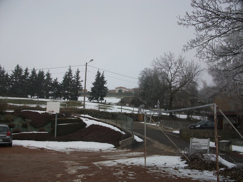 Aire de jeux saint-andré-la-coté sous la neige by Salomon BARZILAI & Jerome IBY