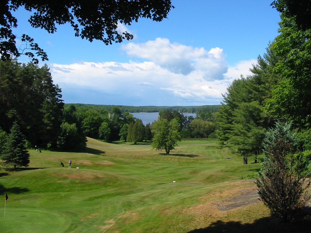 Haliburton Highlands Golf Course by rooter