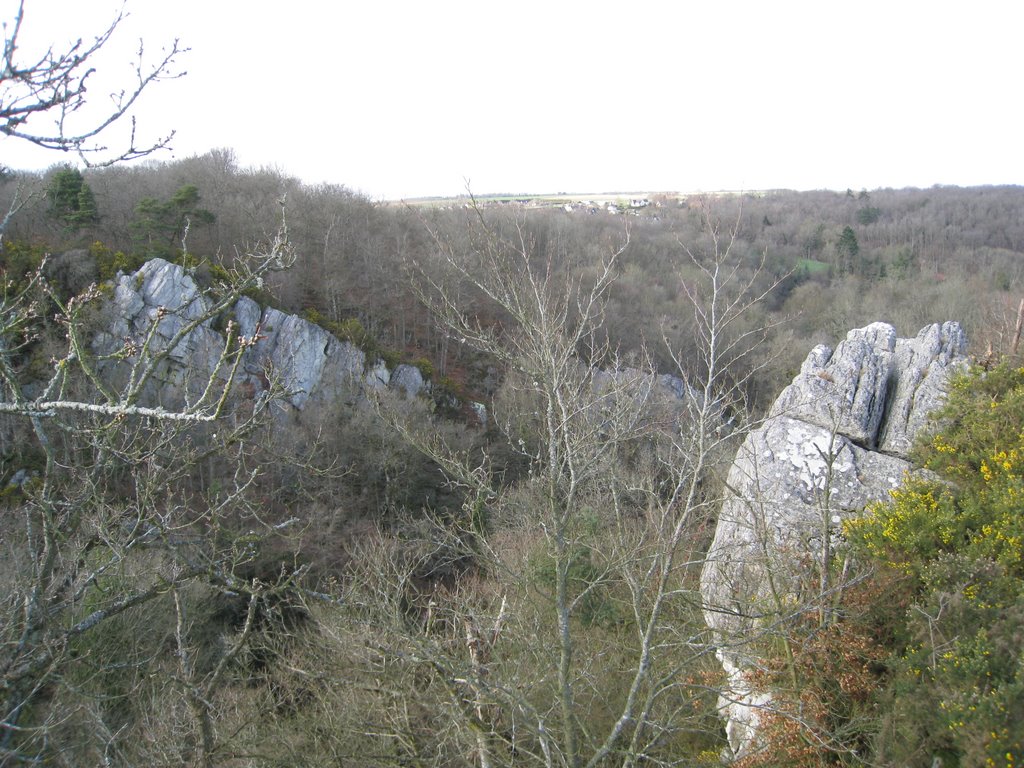 Vue des roches - La Breche au diable by jbolain