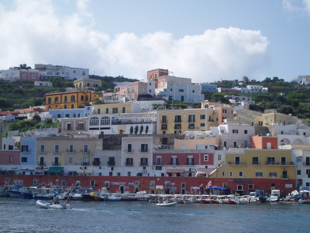 Isola di Ponza by Fedekika