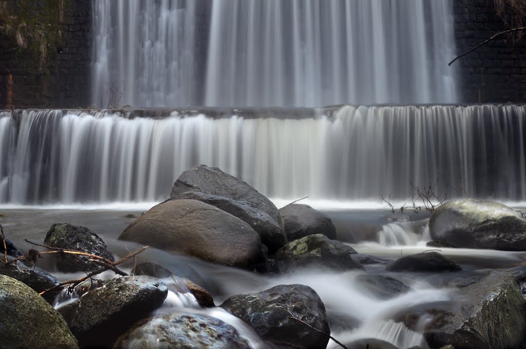 BG, Bistrica river by Rossen Delev